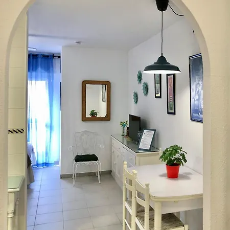 Acogedor Estudio En Rota, La Casita De Eugenia *
